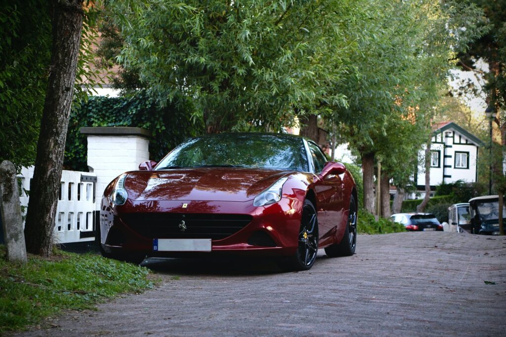 Cars-That-Look-Like-Supercars-Ferrari-California