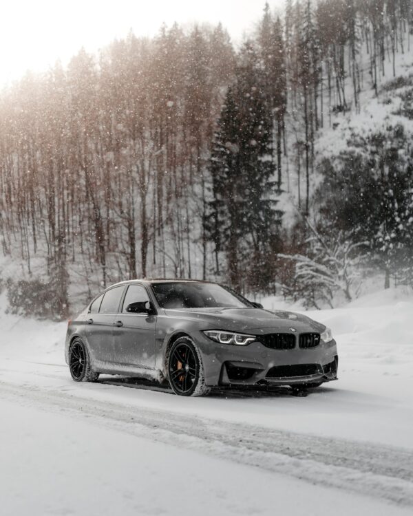 BMW-M3-in-Snow