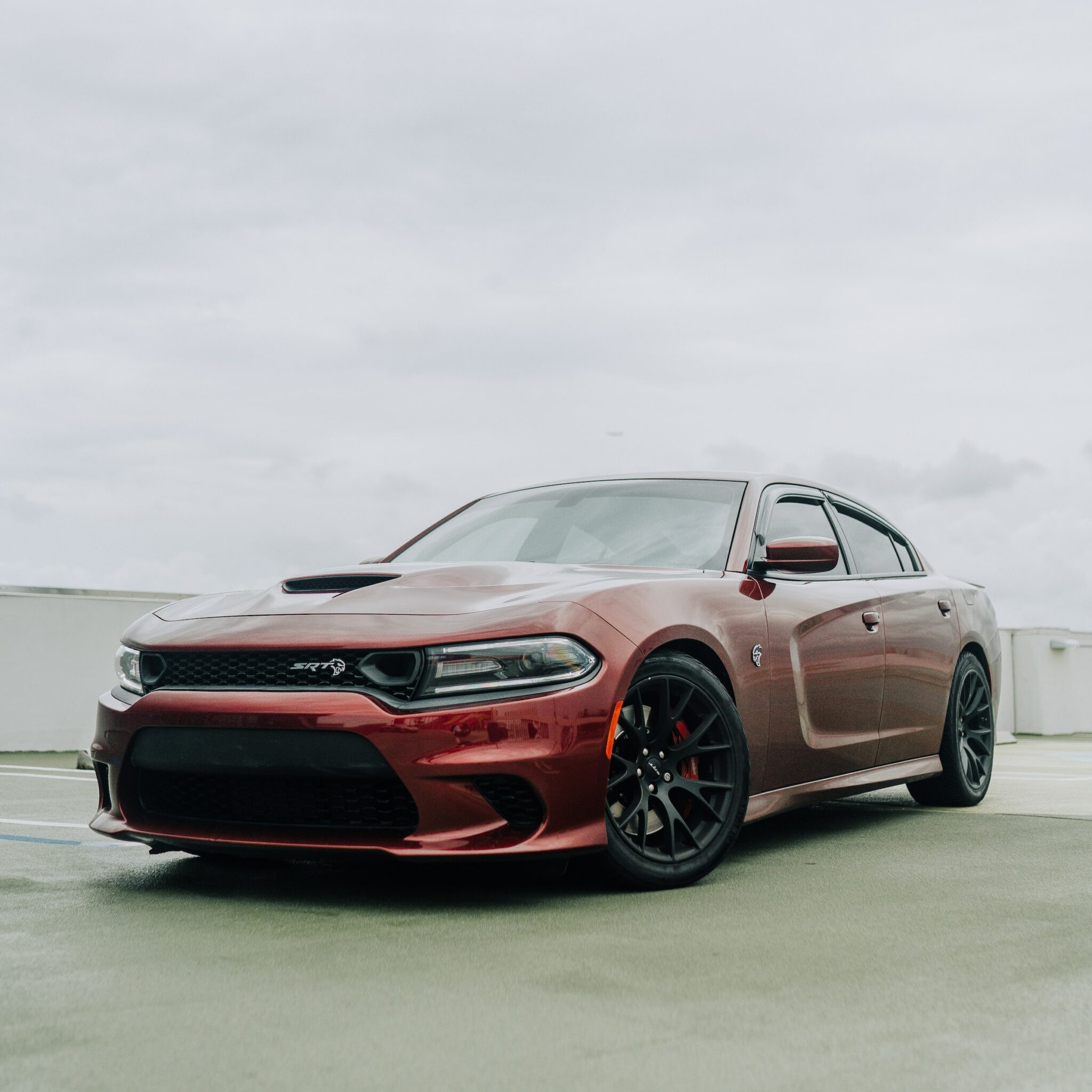 6 Best Tires for Hellcat Redeye & Widebody Picks for Every Budget