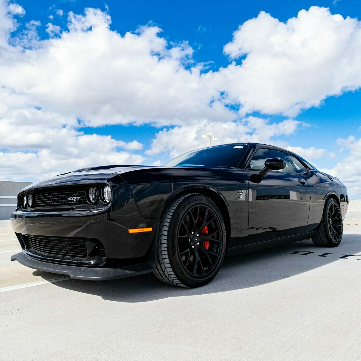6 Best Tires for Hellcat Redeye & Widebody Picks for Every Budget